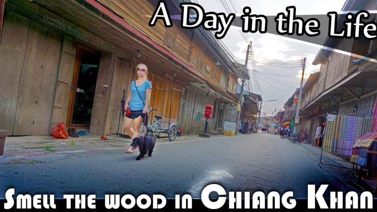 Read more about the article SMELL THE WOOD IN CHIANG KHAN – LIVING IN THAILAND VLOG (ADITL EP116)